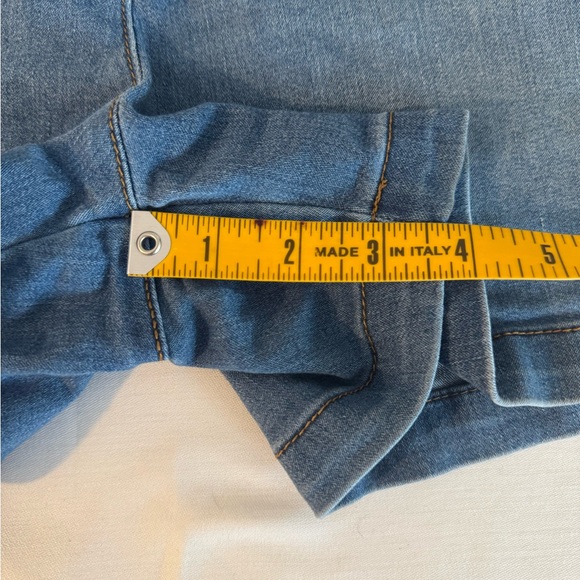 Sugar Magnolia Blue Jean Shorts Versatile Casual Wear - Picture 6 of 6